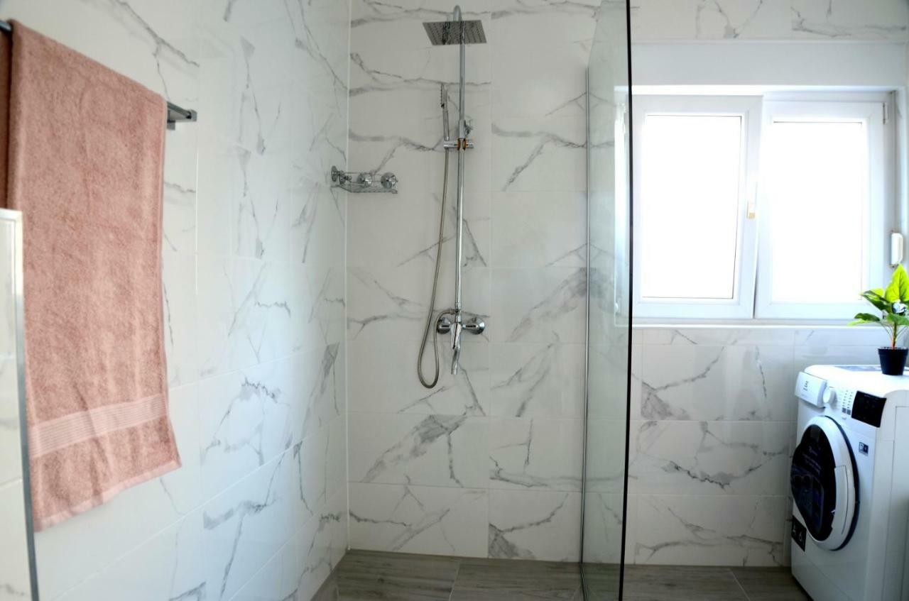 Apartments La Luna Задар Екстериор снимка